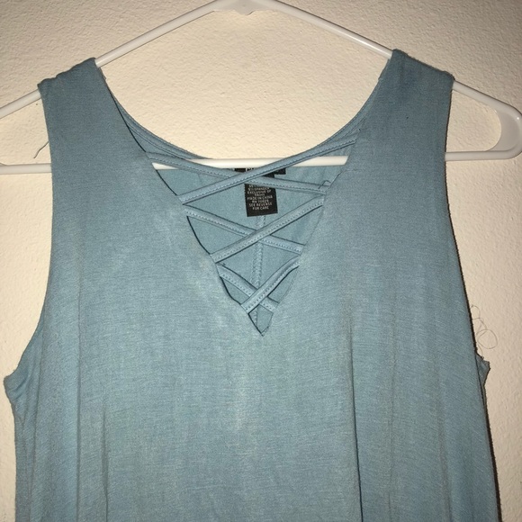 Blue flowy dress - Picture 1 of 3